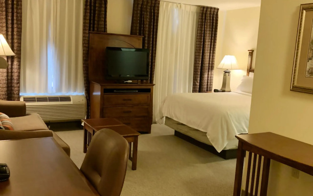 Staybridge Suites Albuquerque - Airport by IHG