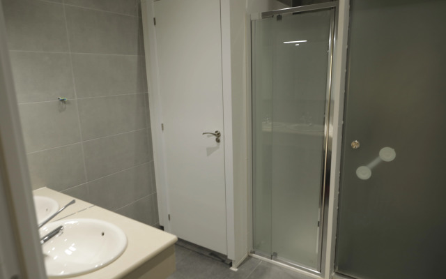 MYD Madriz Hostel
