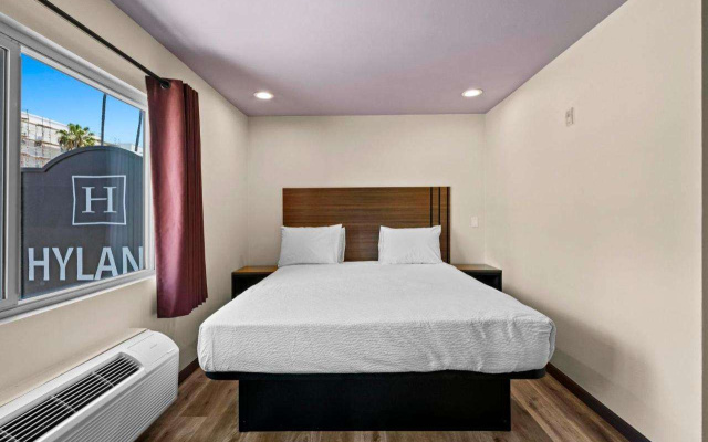 Hyland Inn Long Beach