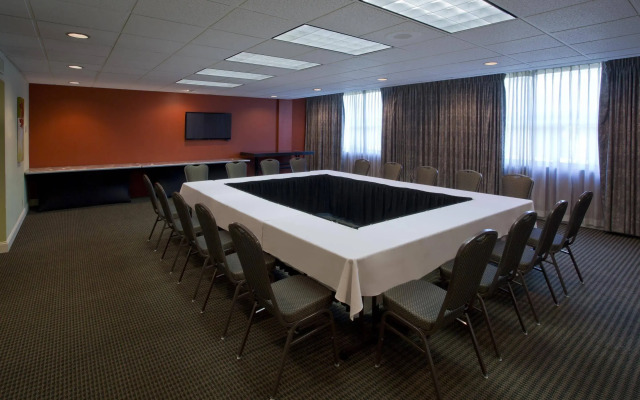 Spark by Hilton Seattle Airport