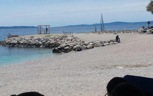 Navis Split
