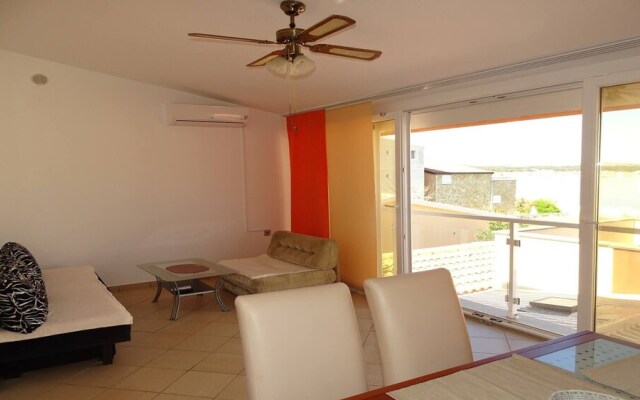 Apt Brana, 30 M From The Sea, Vir Island