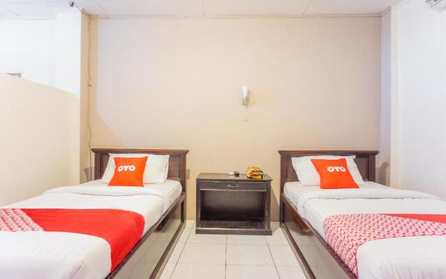 OYO 2180 Vina Vira Hotel