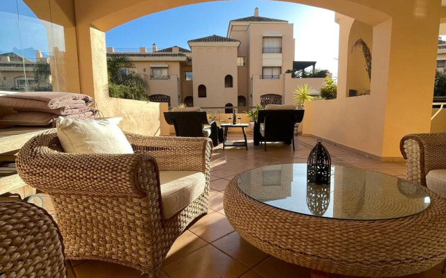 Hacienda Elviria 2 Bedroom Spacious Apartment