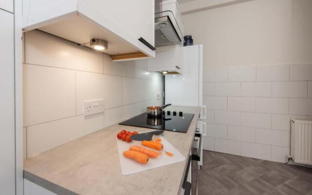 PREMIER - Dalziel Apartment