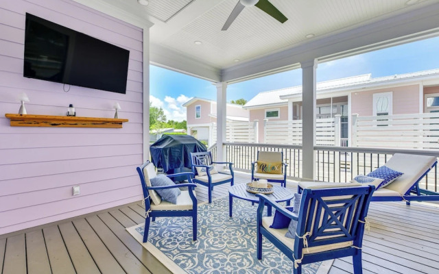 Walk to Pass Christian Beach: Stunning Family Home