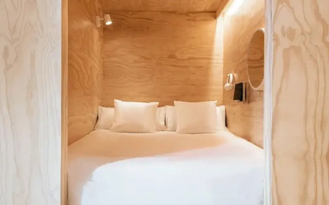 Colo Colo. The Smart Hostel Valencia