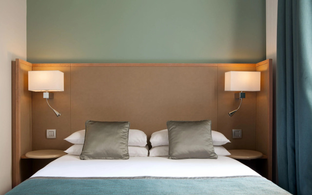 Leonardo Boutique Opera Hotel