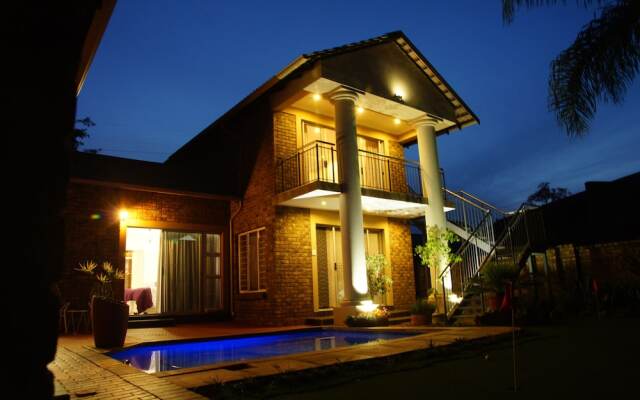 The Club House Guesthouse