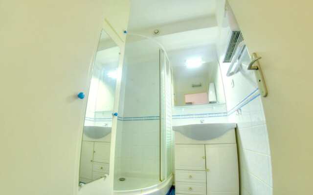 Apartment With 2 Bedrooms in Palavas-les-flots, With Wonderful sea Vie