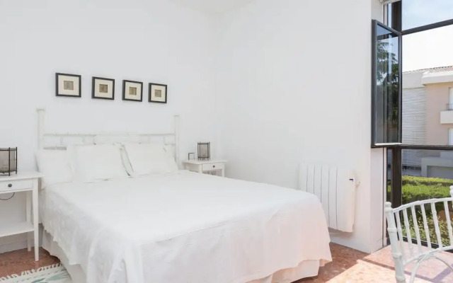 Pineda in Llafranc With 4 Bedrooms and 2 Bathrooms