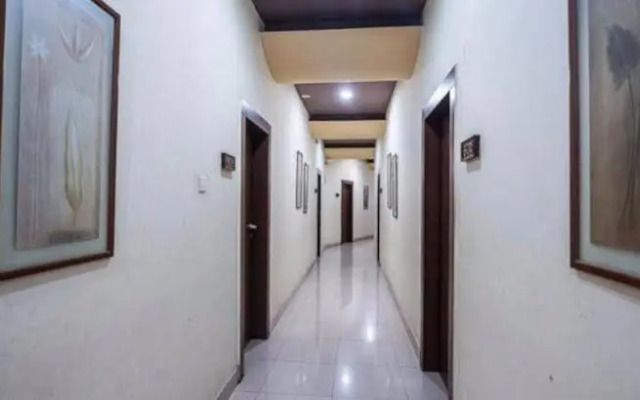 Hotel Bandra Residency