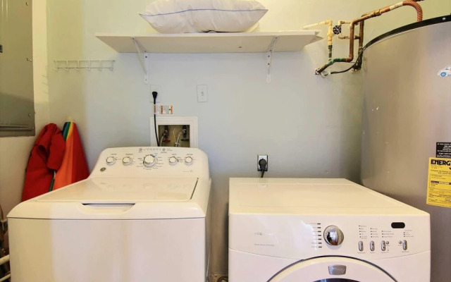 TX361 6877 - 5 Br Home