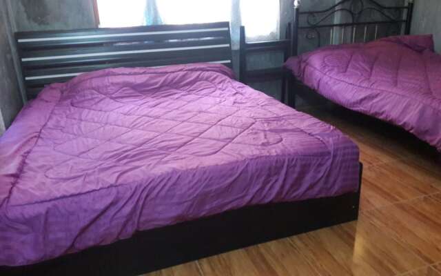 Baan Raiplaysoi Homestay