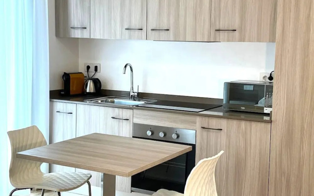 Bernina Suites -2min walk to Bernina Exp