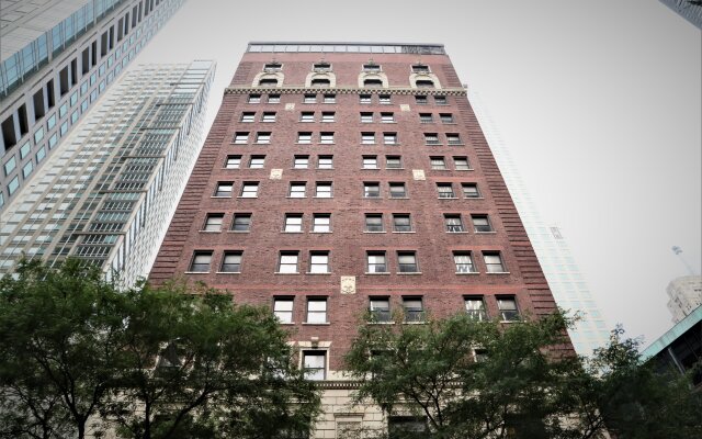 Tremont Hotel by SB at Chicago Magnificent Mile