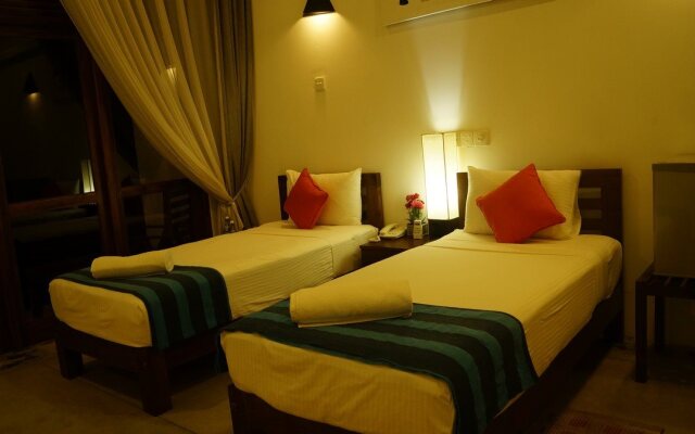 Hotel Athgira