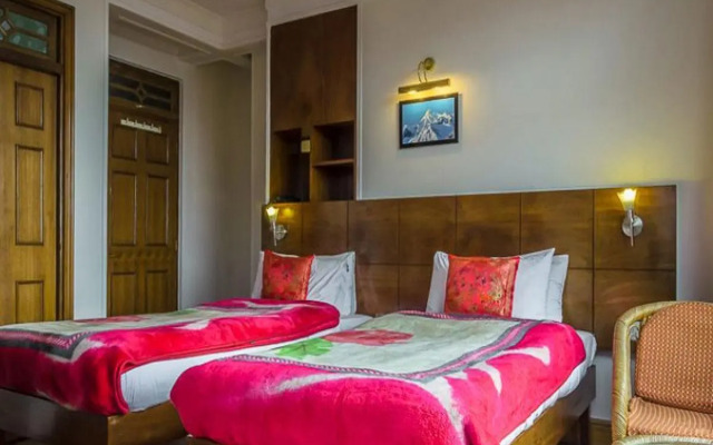 Hotel Shangri-La Regency