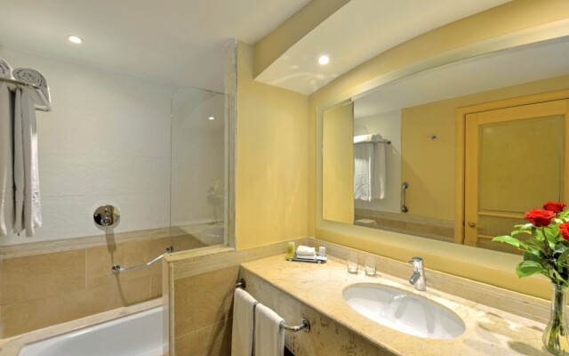Iberostar Waves Rose Hall Beach - All Inclusive
