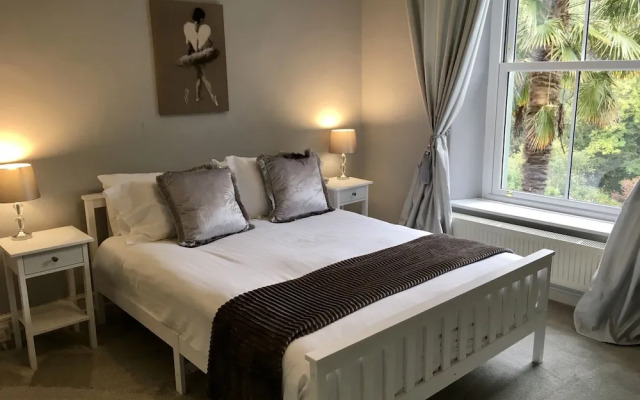 Secluded Edwardian Villa Beautiful Country Setting