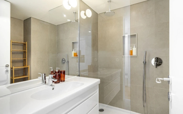 Top Floor W Luxury Design Premium Location