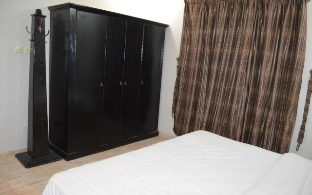 Danat Apartments (Singles Only)