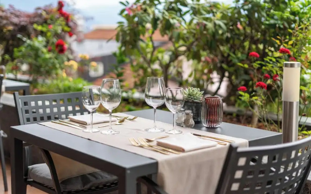 Easy Stay by Hotel La Perla