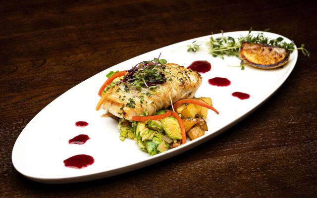 Inn Marin and Suites, an Ascend Collection Hotel