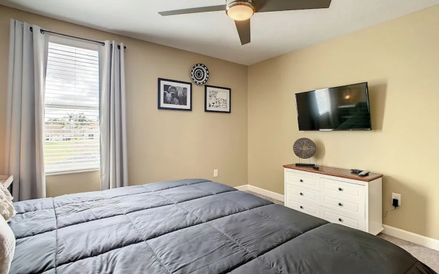 Family Villa Themed Rooms Near Disney