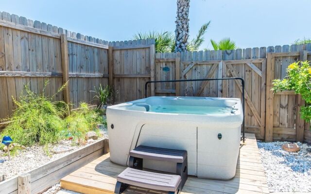 Lajuana Iguana 3 Bedroom Home