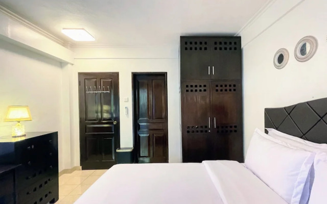 Suite Hotel Apartment Legian By JAdi