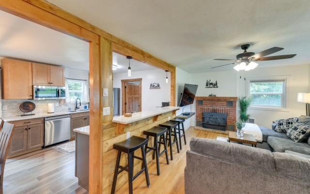 Teton Valley Getaway: Fenced Yard, Grill