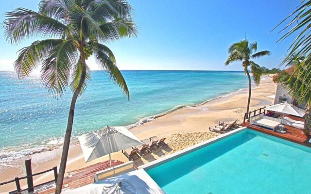 True Beachfront Condo - Corazon