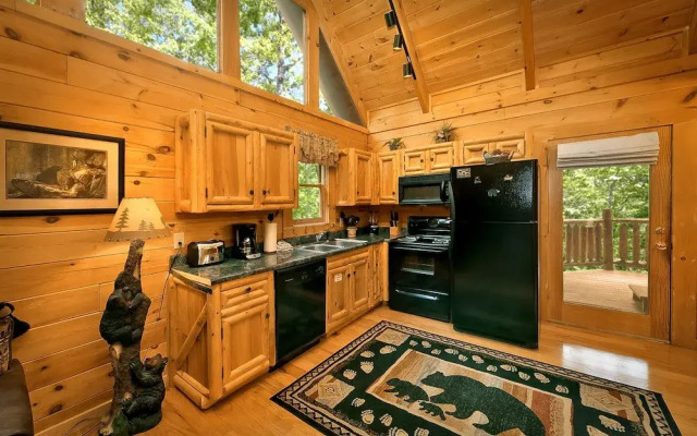 American Treehouse #1708