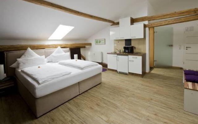 Monello Apartments
