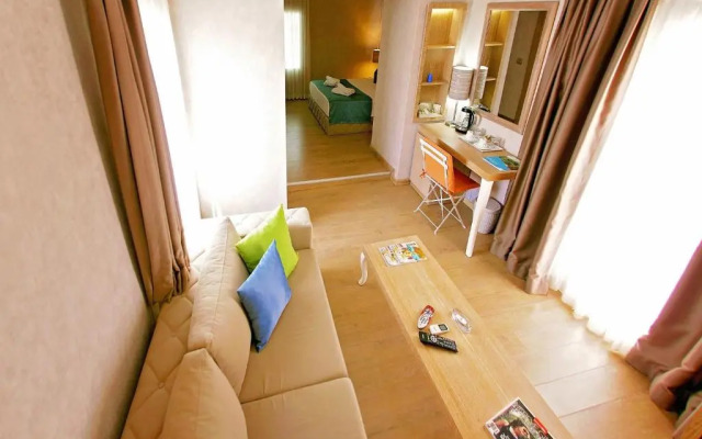 Mavi Suite Türkbükü