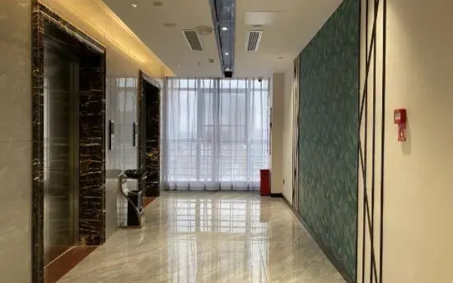 Borrman Hotel (Shaoguan Nanxiong RT mart)