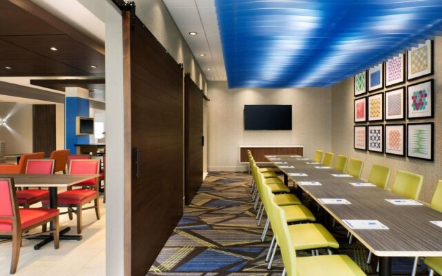 Holiday Inn Express Pittston - Scranton Airport by IHG