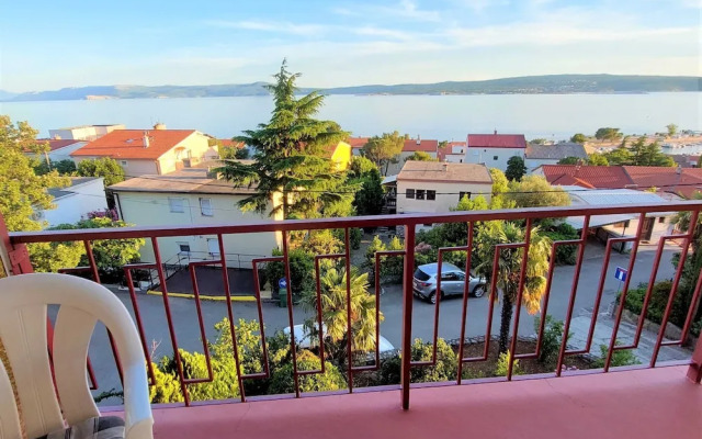 Sleek and Serene Rooms Crikvenica