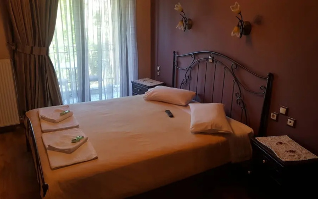 Kastania Guesthouse