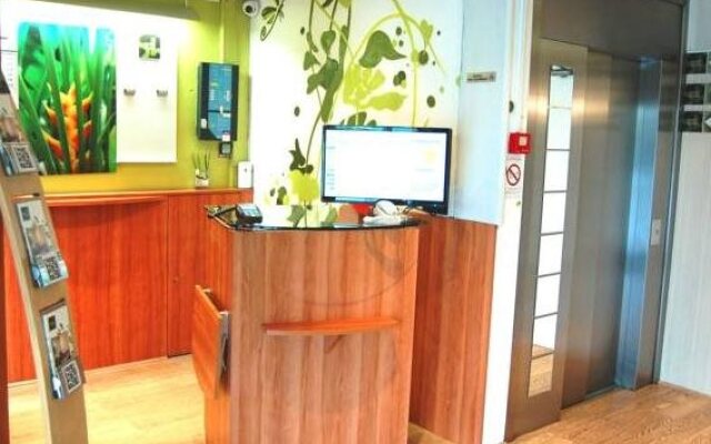 Sweet Home Hotel