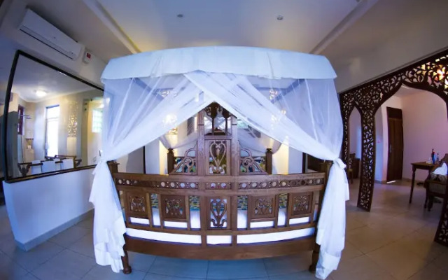Hill Park Amare Resort