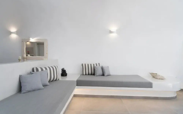 Yiota Collection  3Suites&3Prive Jacuzzi