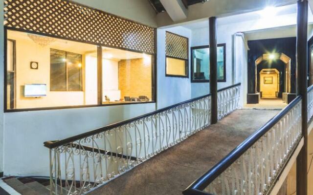 Daisy Dot Hotel