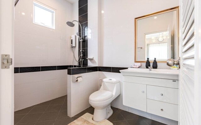 Cozy 3 Bedroom Pool Villa C883