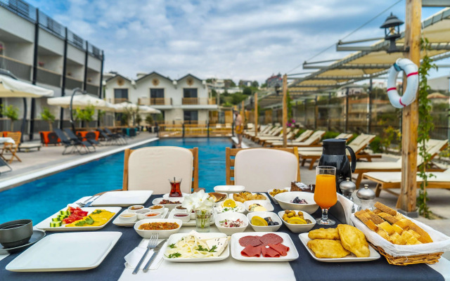 Kosa Otel Çeşme