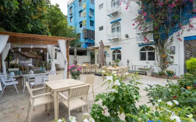 Haiyue Inn (Chimelong Ocean Kingdom)