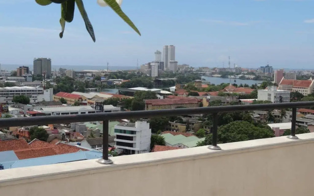 Hedges Court Residencies Town Hall- 2 Bed Room Apartment
