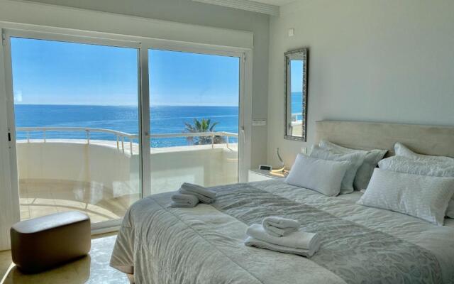 E18 Primera línea playa - Espectacular dúplex, vistas únicas- Estepona