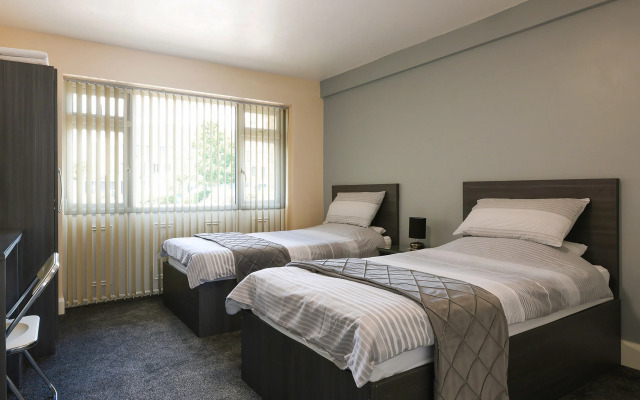OYO Honeycroft Lodge